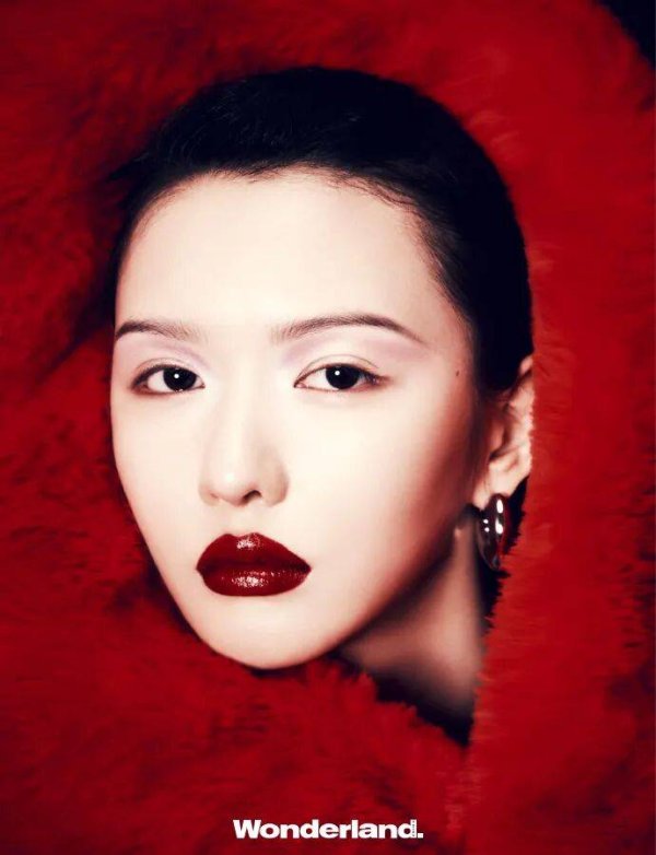 联丰配资 内娱00花恶女又上新了！《狂野时代》冷艳周子玄受热议